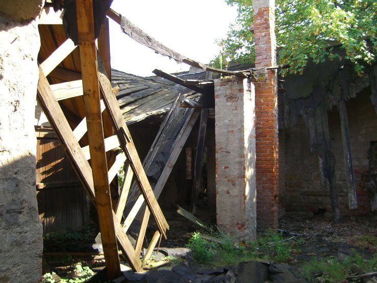 Lagergebäude Dach eingestürzt